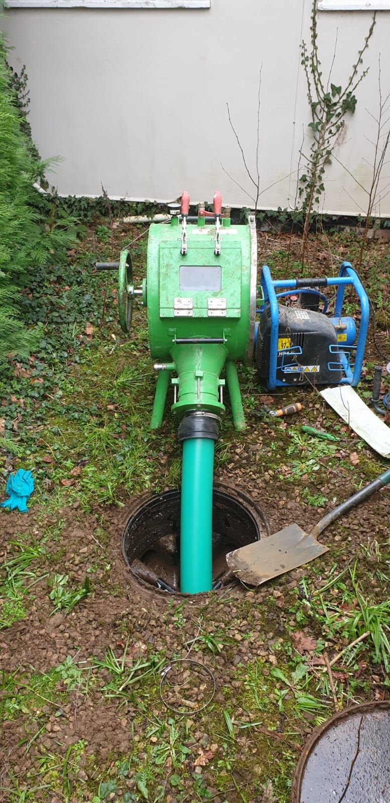 No Dig Drain Repairs in Hampshire Direct Drainage Solutions